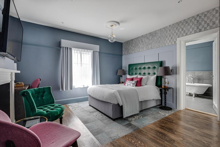 Bedroom 4, St Martins Lodge, Leicester