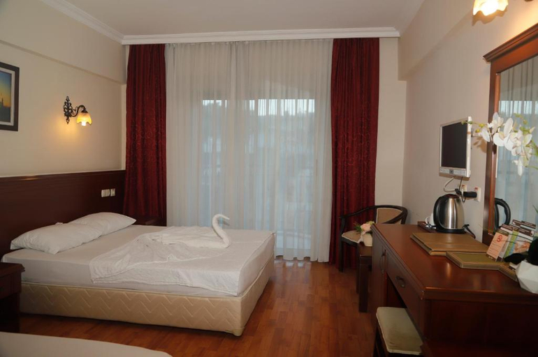 Bedroom 3, Astoria Hotel & Spa, Kemer