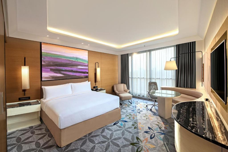 Bedroom 3, DoubleTree by Hilton Ahmedabad, Ahmadabad