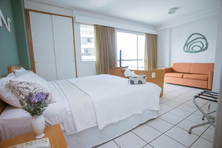 Bedroom 3, Praia do Canto Apart Hotel, Vitoria