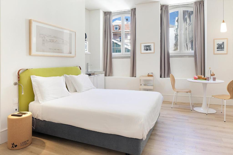 Bedroom 2, Lisbon Serviced Apartments - Ascensor da Bica, Lisbon