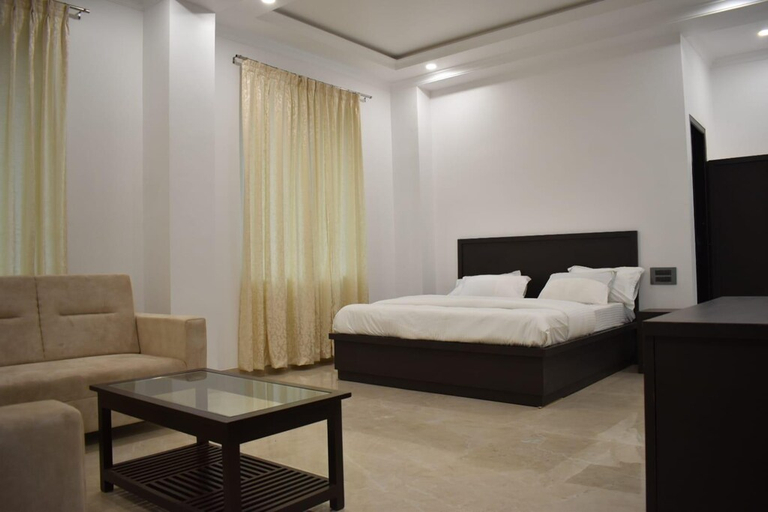 Bedroom 2, The White Lotus, Gaya