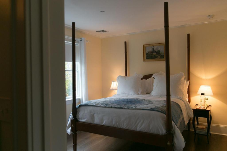 Bedroom 2, Bridgehampton Inn, Suffolk