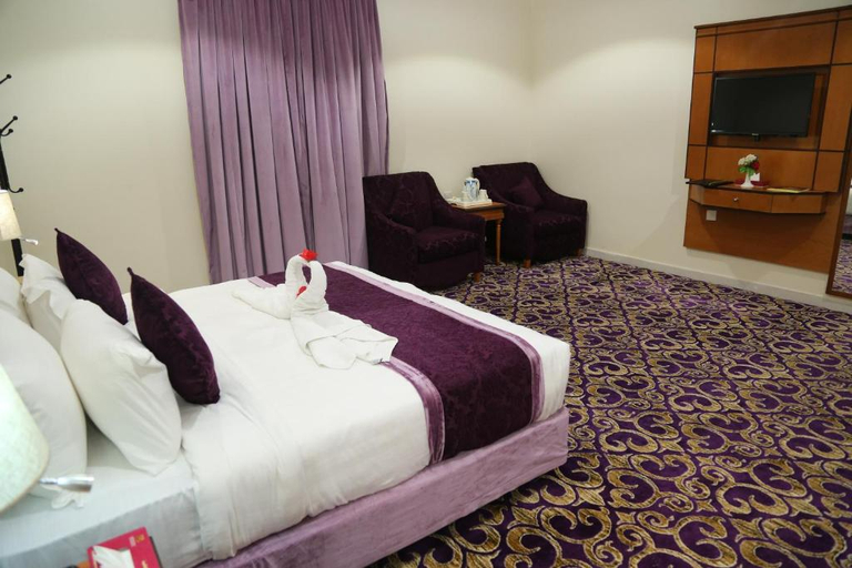 Bedroom 3, Amjad Al Deafah Hotel , Makkah