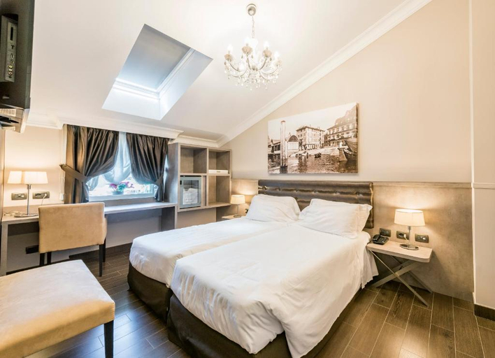 Bedroom 3, Hotel Ristorante Il Corazziere, Como