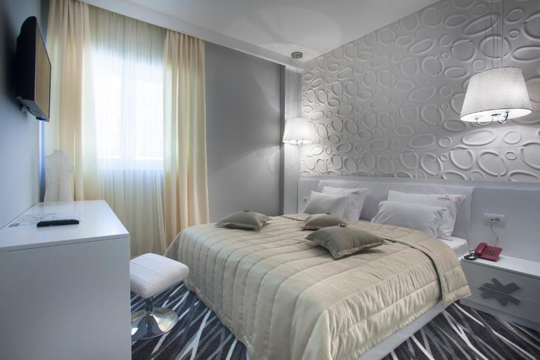 Bedroom 2, New Belgrade Garni Hotel, Belgrade