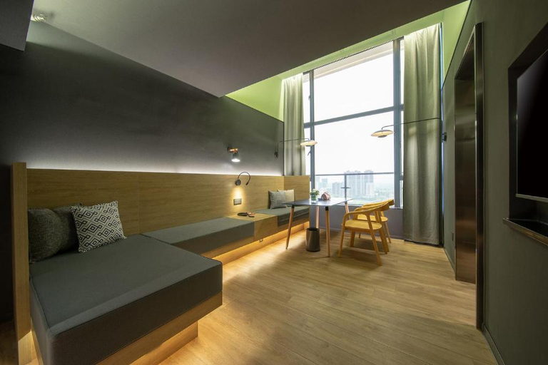Bedroom 2, Opus Hotel Jiangmen, Jiangmen