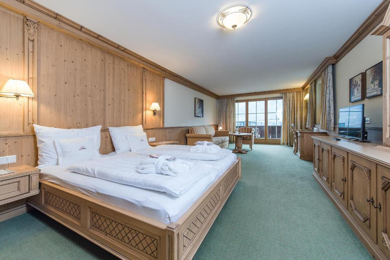 Bedroom 2, Wohlfuhlhotel KERSCHDORFER - B&B - ADULTS ONLY, Schwaz