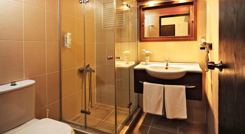 Bathroom 4, Ustun Otel Alsancak, Konak