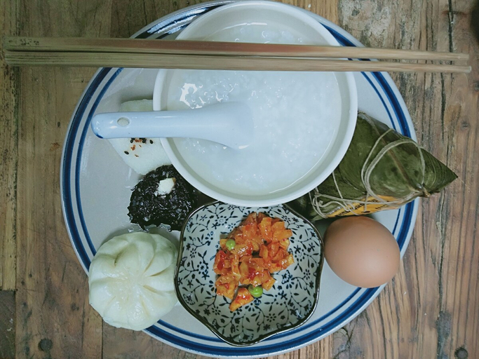 Food & Drinks 5, Tongxiang Wuzhen Yuexiang Inn, Jiaxing
