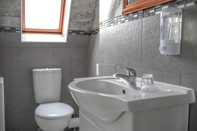 Bathroom 5, Hotel 261, London