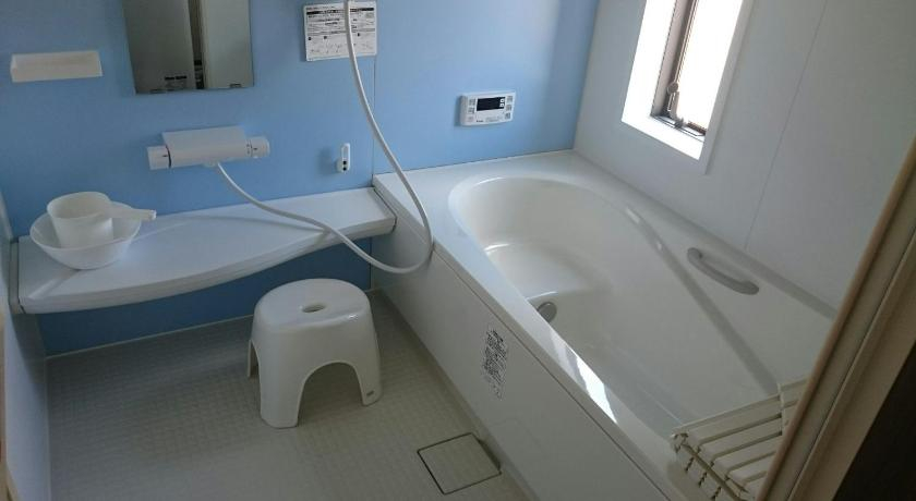 Bathroom 3, Cortege, Fujiyoshida