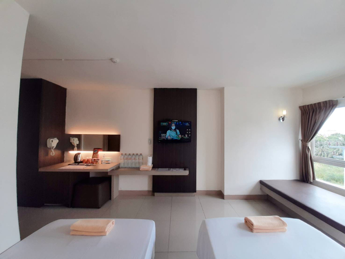 Bedroom 5, Leenova Hotel, Prawet