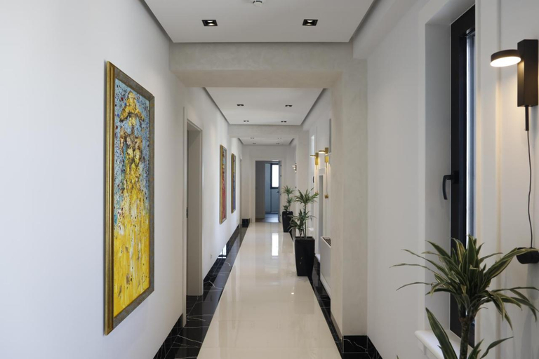 Others 5, Mark Hotel, Tirana
