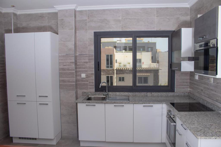 Bathroom 3, King Fahd Palace, Dakar