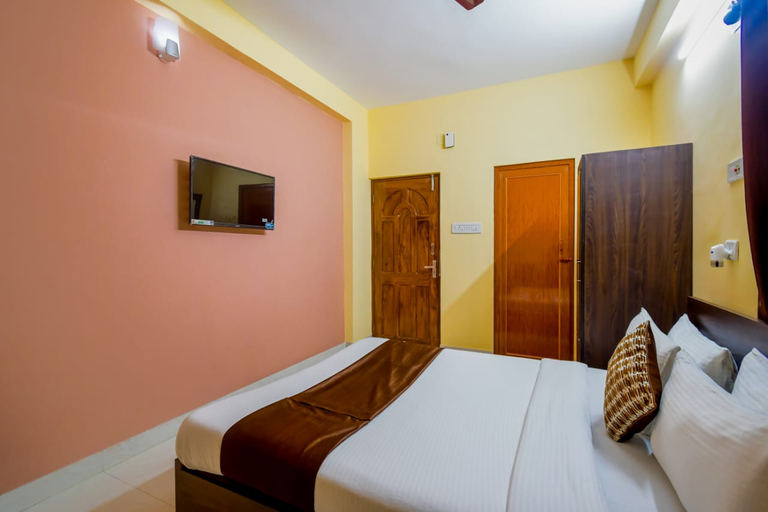 Bedroom 2, Corporate Inn New Town, North 24 Parganas