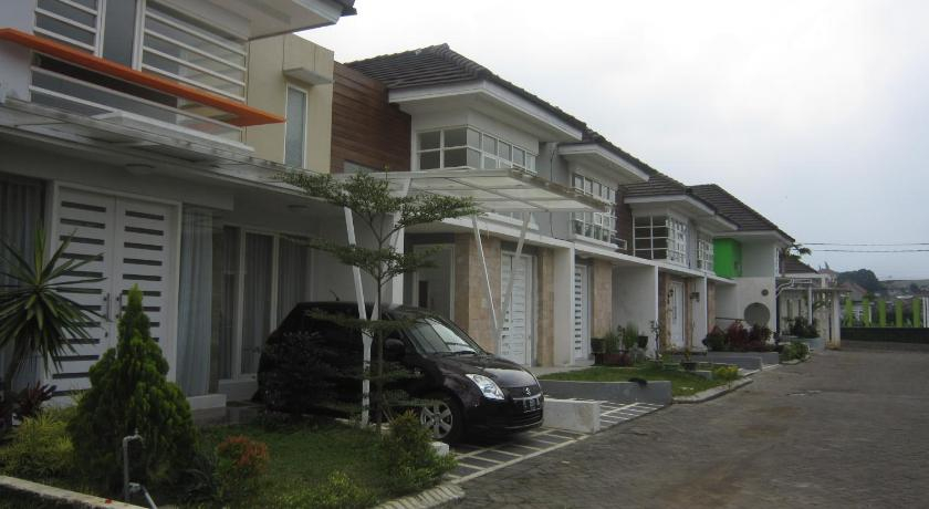Exterior & Views 4, Villa Matahari Batu, Malang