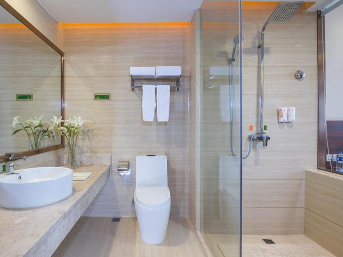 Bathroom 4, Vienna Classic Hotel Guilin Quanzhou Central Square, Guilin