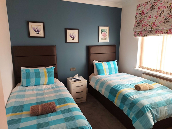 Bedroom 3, Apple House Guesthouse Wembley, London