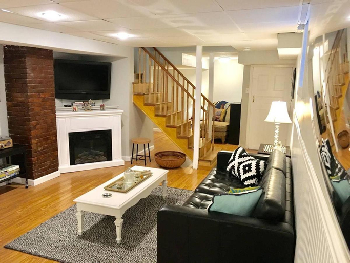 Others 4, ~*Pet Friendly 30min to Downtown*~ THE BOSTONIAN, Boston
