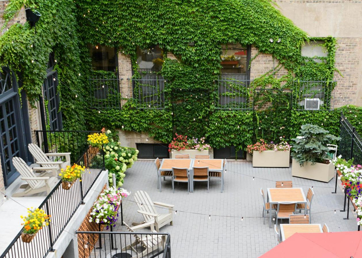 Others 4, Chicago Getaway Hostel, Cook