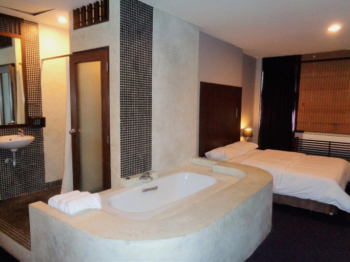 Bedroom 5, The Pavilion Place, Bang Rak