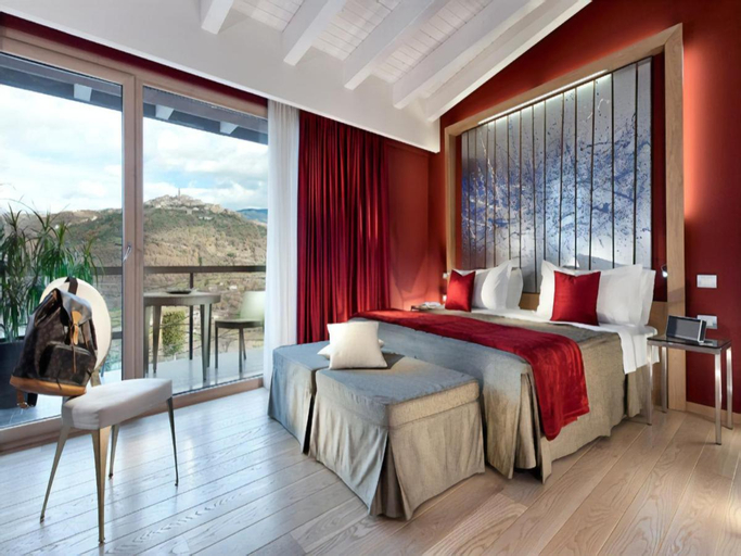 Bedroom 2, Hotel Bouganville, Potenza