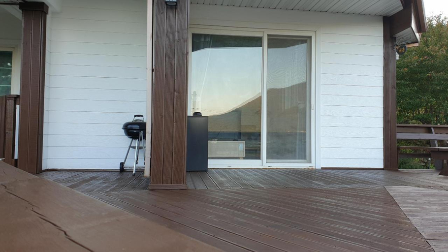 Exterior & Views 3, Jeongwon Beach Pension, Geoje