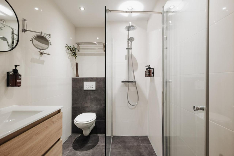 Bathroom 3, Adam Suites Hotel, Amsterdam