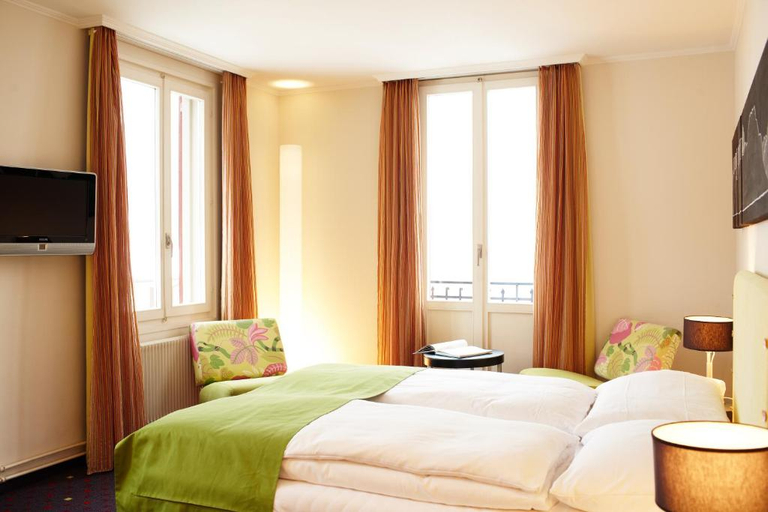 Bedroom 5, Seehotel Gotthard, Luzern
