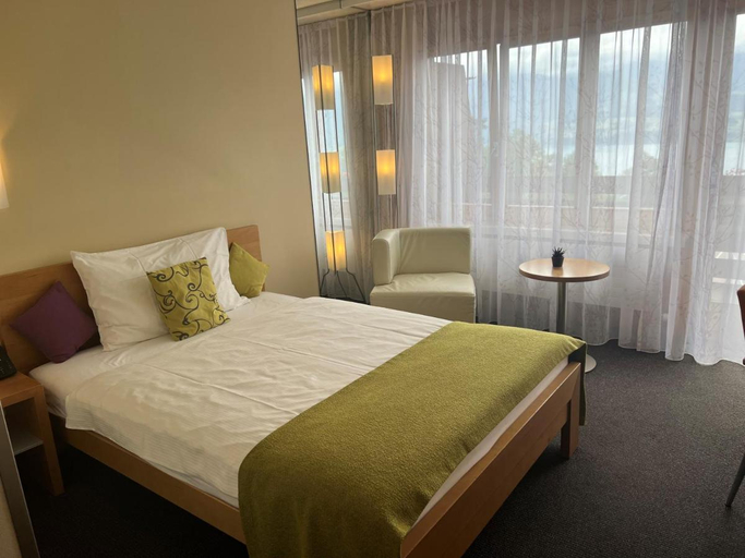 Bedroom 4, Solbadhotel Sigriswil, Thun
