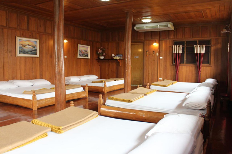 Bedroom 5, Chaisathan Cottage, Saraphi