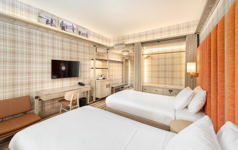 Bedroom 2, Polat Palandoken, Merkez