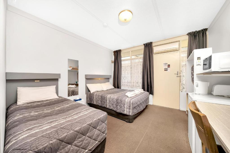 Bedroom 3, Central Wangaratta Motel, Wangaratta - Central