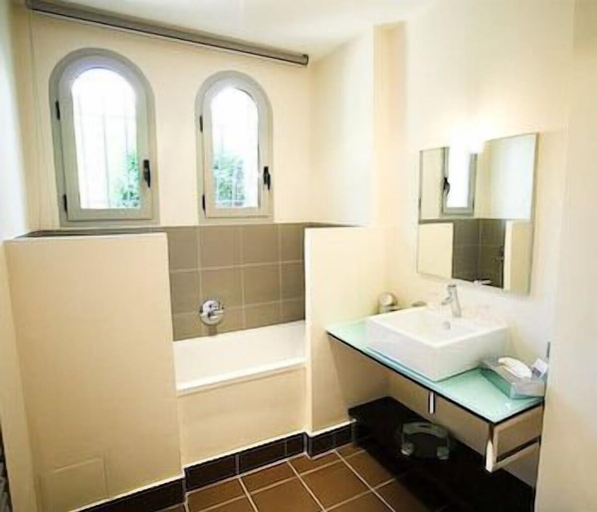 Bathroom 3, Mandara Beach Bungalow, Alpes-Maritimes