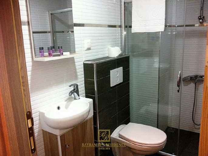 Bathroom 3, Bayrambey Otel, Merkez