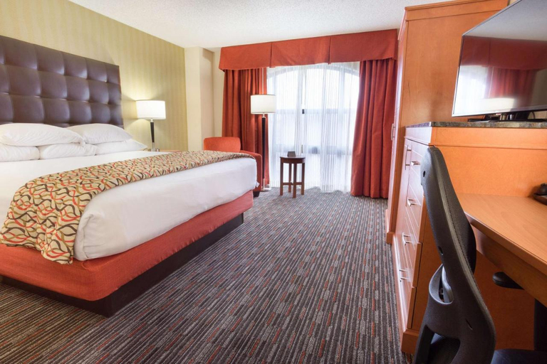 Bedroom 3, Drury Inn Union Station, Saint Louis