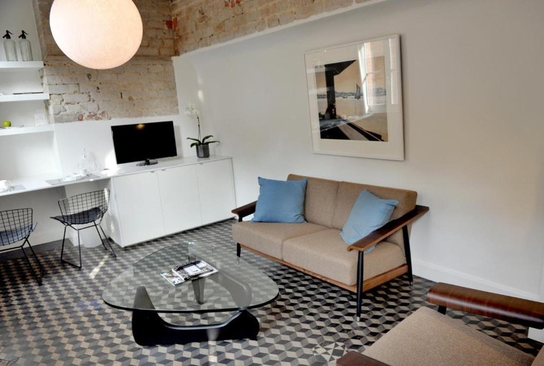 Others 4, Guesthouse Bernardin, Antwerpen