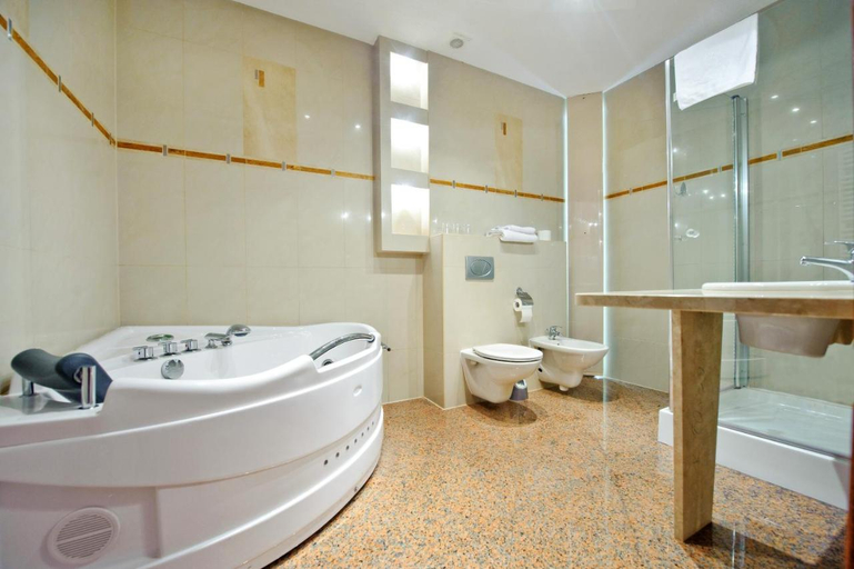 Bathroom 3, Dworek Skawinski, Kraków City