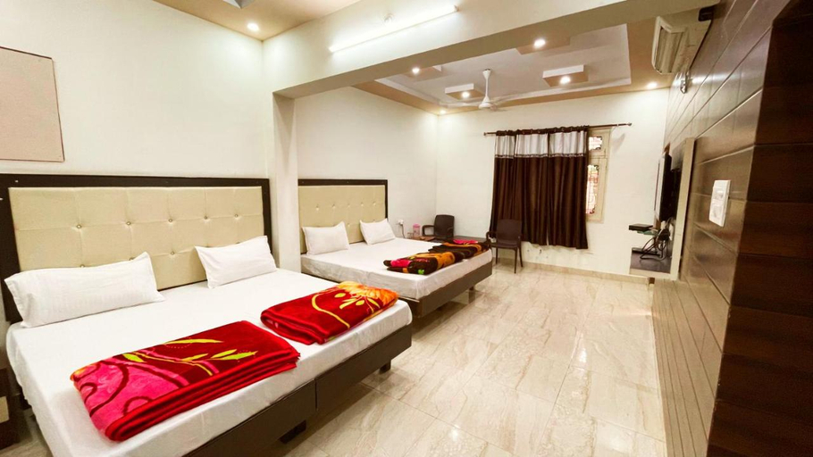 Bedroom 5, Hotel Prabhat Palace, Kota