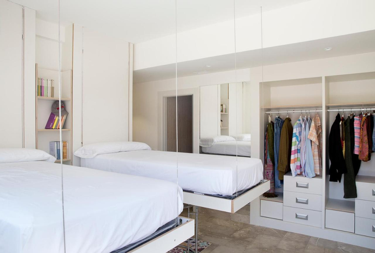 Bedroom 3, Funway Academic Resort, Madrid