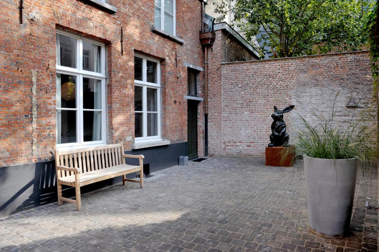 Others 5, Guesthouse Bernardin, Antwerpen