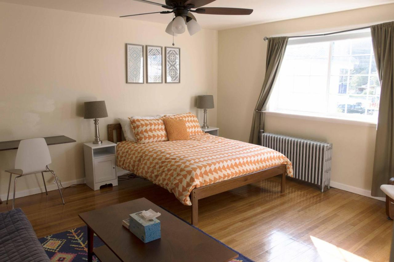 Bedroom, Sauerdough Lodging, Kenai Peninsula