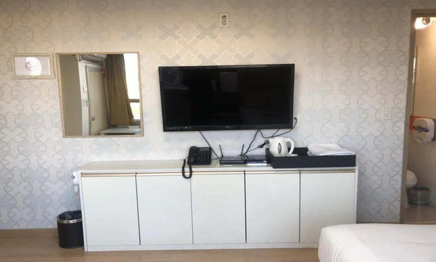 Bedroom 5, GALAXY HOTEL, Yeongdeungpo