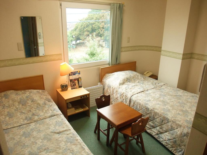Bedroom 3, Maebashi Hotel LUKA, Maebashi
