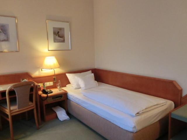 Bedroom 3, Hotel Heuberg, Segeberg