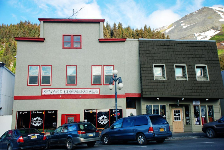 Exterior & Views, Sauerdough Lodging, Kenai Peninsula