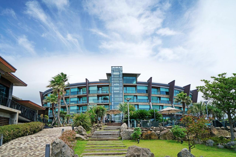 Exterior & Views 2, Hotel Scarboro, Seogwipo