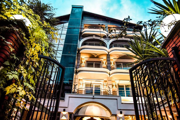 Exterior & Views 5, VH Broad Way Tirana Center Hotel, Tirana