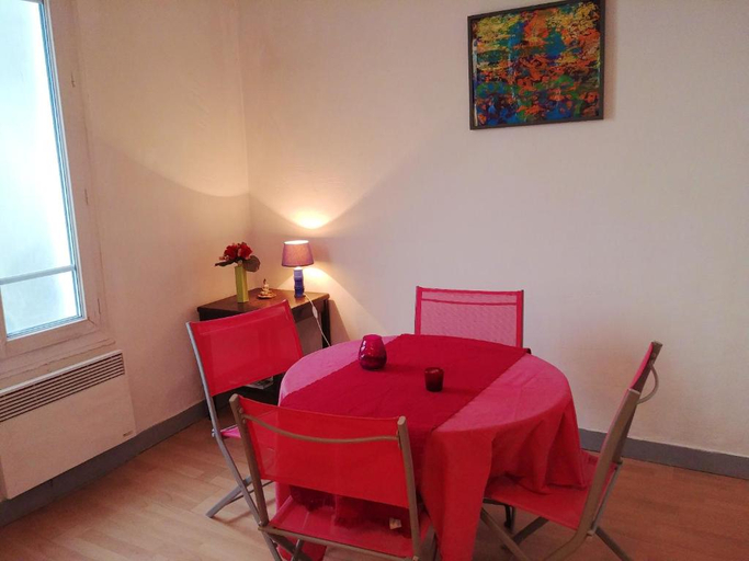 Others 4, Maison confortable a Montreuil avec jardin cloture, Seine-Saint-Denis